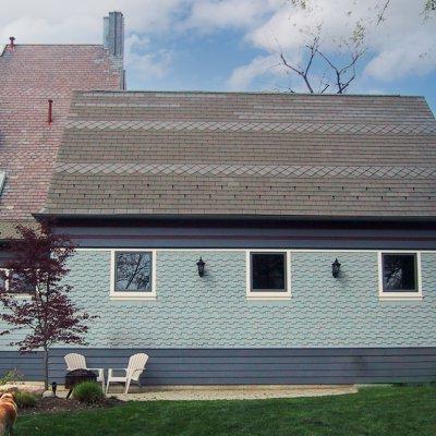 Rear view of 3-Car garage Residential  